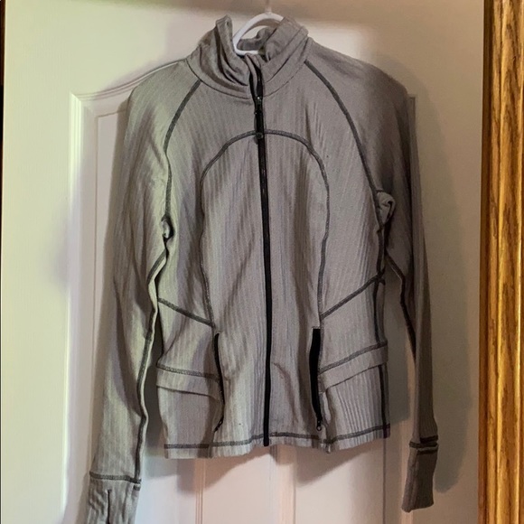 Zip up lulu jacket